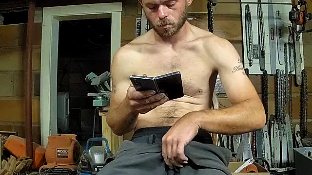 Snapshot of Bigoleslong98765 chatting on September 21, 2025, 4:28 am Bigoleslong98765 online show from September 21, 2025, 4:28 am