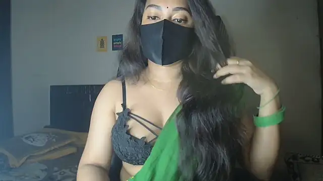 Most-Beautiful-Queen online show from March 3, 2026, 7:43 pm