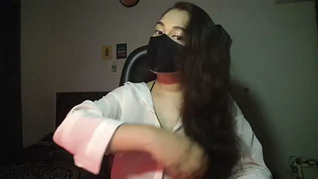 Most-Beautiful-Queen online show from May 19, 2026, 6:37 pm