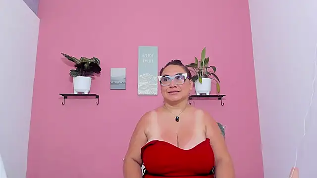 Karo 11  online show from September 30, 2025, 8:53 am