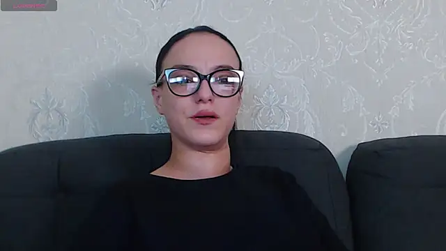 IzabelllNoir online show from March 5, 2025, 12:44 pm