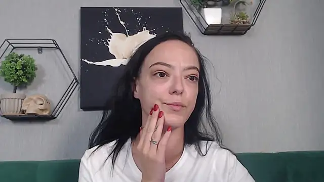 IzabelllNoir online show from September 18, 2025, 10:07 am