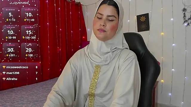 Snapshot of AishaAmin_ chatting on March 20, 2025, 3:14 pm AishaAmin  online show from March 20, 2025, 3:14 pm