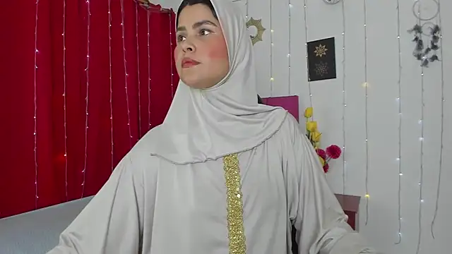 Snapshot of AishaAmin_ chatting on March 6, 2025, 3:56 pm AishaAmin  online show from March 6, 2025, 3:56 pm