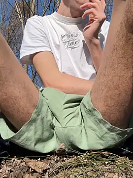 alexyourboy online show from March 6, 2026, 1:28 pm