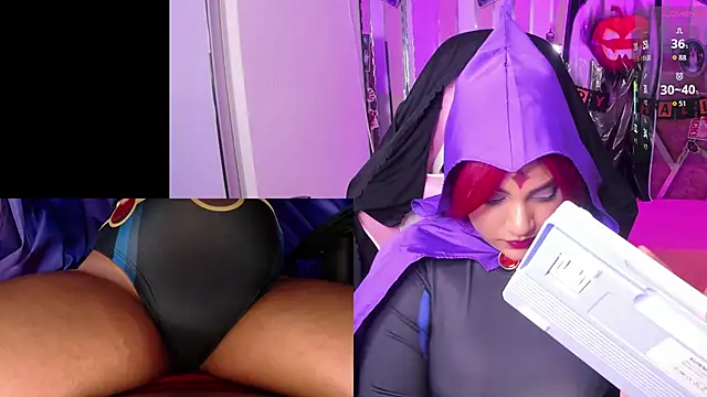 PetiteSophie  online show from October 29, 2025, 3:33 pm