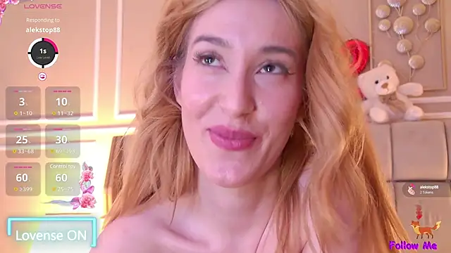 SerenaBennet online show from March 3, 2025, 10:20 pm