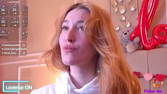 SerenaBennet online show from February 20, 2025, 10:04 pm