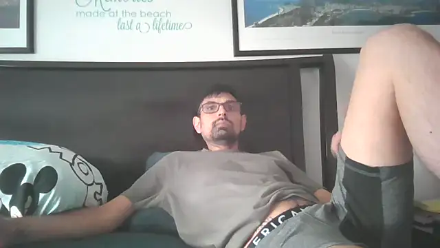 spence204011 online show from June 4, 2026, 6:23 pm
