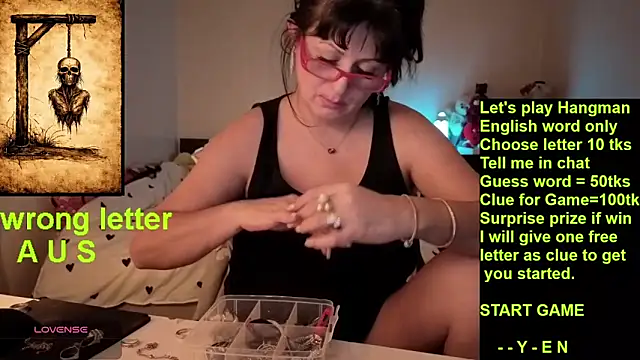 Snapshot of YourDreamLoverr chatting on January 18, 2026, 12:25 am YourDreamLoverr online show from January 18, 2026, 12:25 am