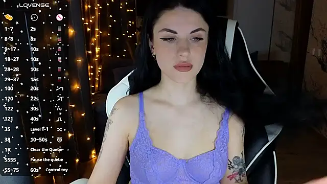 Mary   Moore online show from February 11, 2025, 2:46 am