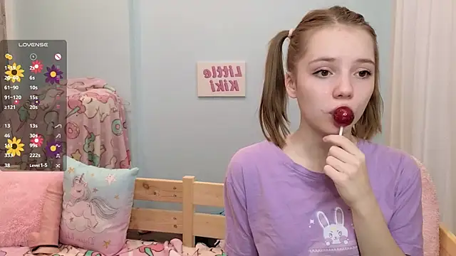 PrincessLittleKiki online show from October 18, 2025, 7:10 am