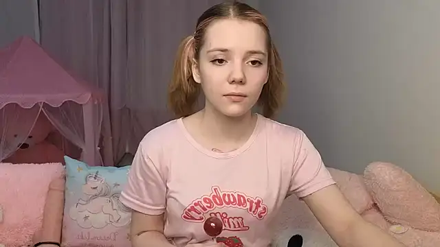 PrincessLittleKiki online show from February 28, 2026, 5:12 pm