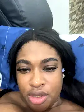 Snapshot of _MARRTINNA_ chatting on October 7, 2025, 5:52 am MARRTINNA online show from October 7, 2025, 5:52 am