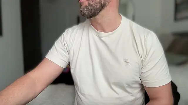 Mr Beef online show from February 1, 2026, 11:41 am