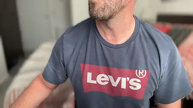 Mr Beef online show from September 30, 2025, 12:22 pm