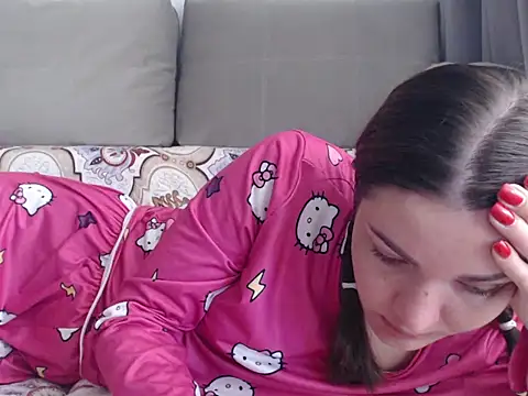  JustmeHere  online show from November 1, 2025, 9:03 am