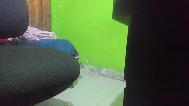 Snapshot of Brenda_Smith69 chatting on November 4, 2025, 8:01 pm Brenda Smith69 online show from November 4, 2025, 8:01 pm