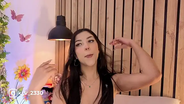 sofiesoft online show from March 21, 2026, 8:35 pm