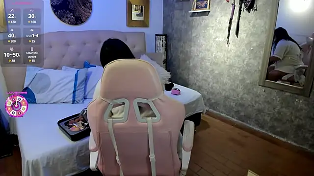 Daring  natasha  online show from March 20, 2025, 1:46 am