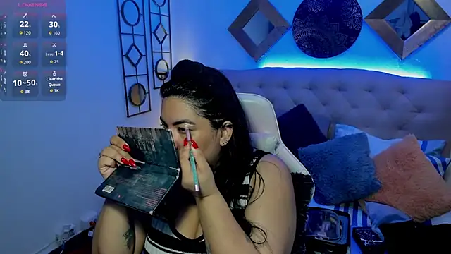 Daring  natasha  online show from September 11, 2025, 1:16 am