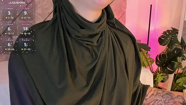 Snapshot of anna-henao chatting on October 10, 2025, 7:36 pm anna-henao online show from October 10, 2025, 7:36 pm