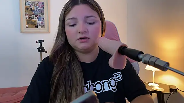 SweetPaige  online show from February 2, 2026, 5:23 pm