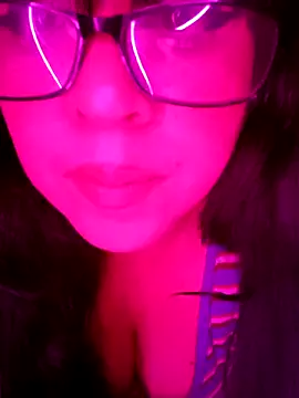 Snapshot of Celestte22 chatting on December 21, 2024, 3:14 am Celestte22 online show from December 21, 2024, 3:14 am