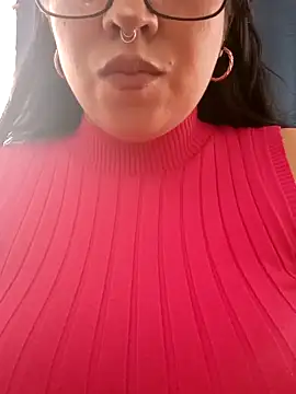 Snapshot of Celestte22 chatting on December 31, 2024, 9:17 pm Celestte22 online show from December 31, 2024, 9:17 pm