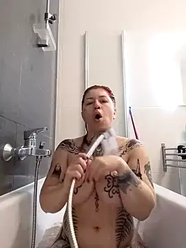 divine eve online show from October 30, 2025, 3:53 pm