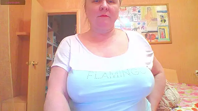 mira robinsonnn online show from February 8, 2026, 7:00 pm