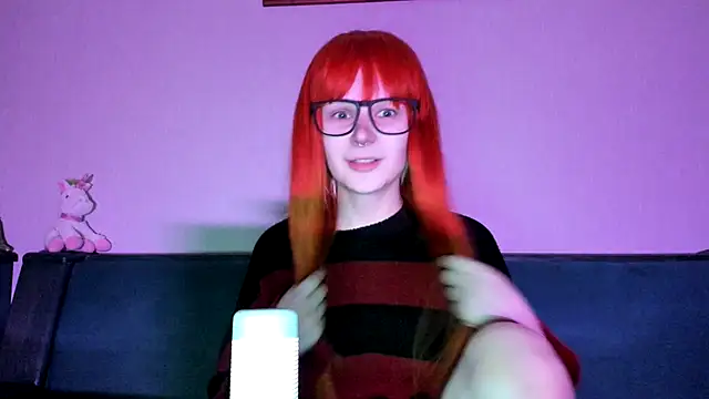 sashakiss99 online show from October 4, 2025, 1:01 pm