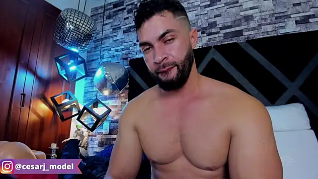 cesar jonnes online show from February 24, 2025, 9:52 pm