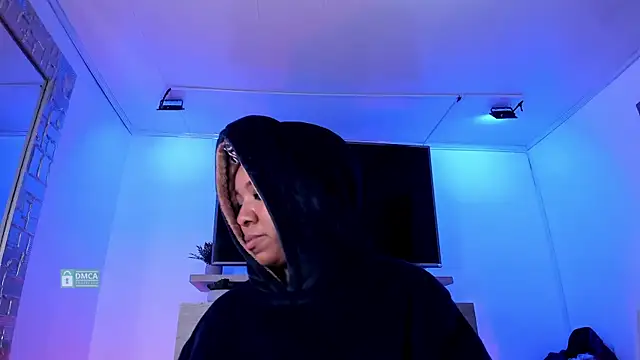 Mikeyla-Russo online show from January 22, 2025, 12:48 am