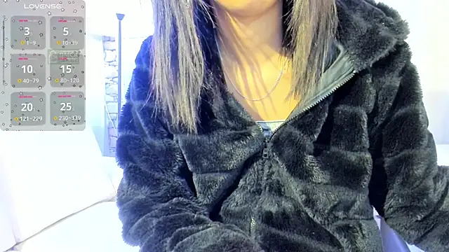 Mikeyla-Russo online show from February 12, 2025, 9:11 pm