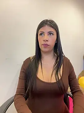 Alanna atm  online show from May 26, 2026, 9:51 am