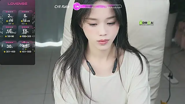Snapshot of _YouY_ chatting on January 29, 2025, 3:54 am YouY online show from January 29, 2025, 3:54 am
