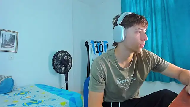 AlessandroDybala online show from March 12, 2026, 12:42 pm