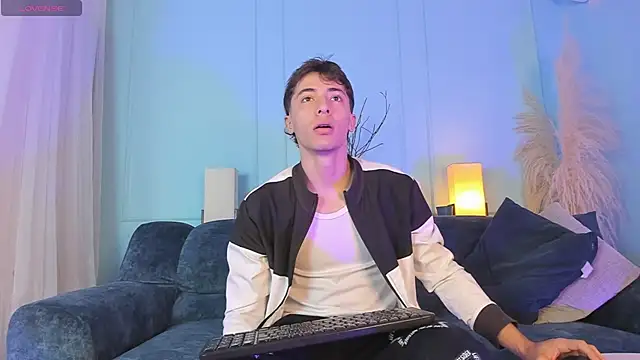 AlessandroDybala online show from November 29, 2025, 12:38 pm