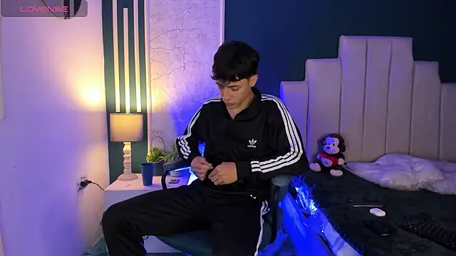 AlessandroDybala online show from February 26, 2025, 12:16 pm