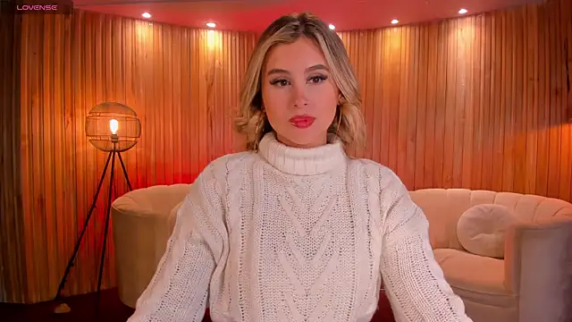 AnnaBrooks1 online show from October 1, 2025, 7:40 pm