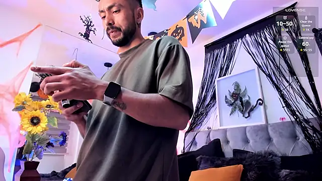 Snapshot of Tom_cooper_ chatting on October 23, 2025, 12:37 pm Tom cooper  online show from October 23, 2025, 12:37 pm