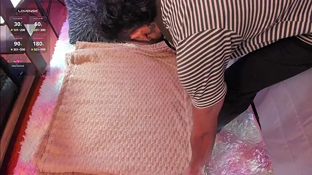 Snapshot of Tom_cooper_ chatting on October 7, 2025, 12:50 pm Tom cooper  online show from October 7, 2025, 12:50 pm