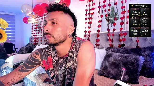 Snapshot of Tom_cooper_ chatting on September 17, 2025, 11:45 am Tom cooper  online show from September 17, 2025, 11:45 am