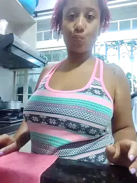 Snapshot of zandra_kiman chatting on September 21, 2025, 10:59 pm zandra kiman online show from September 21, 2025, 10:59 pm