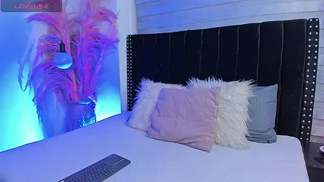 Snapshot of Sofiia-Rubb chatting on September 26, 2025, 4:52 am Sofiia-Rubb online show from September 26, 2025, 4:52 am