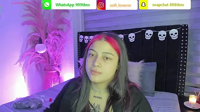 Snapshot of Sofiia-Rubb chatting on October 14, 2025, 4:24 am Sofiia-Rubb online show from October 14, 2025, 4:24 am