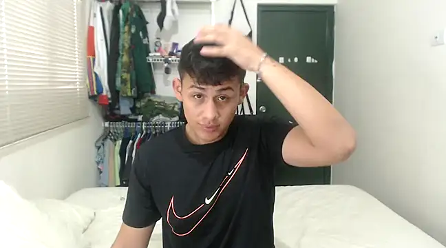 Snapshot of StivMike01 chatting on January 21, 2025, 9:57 pm StivMike01 online show from January 21, 2025, 9:57 pm