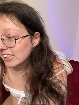 emigooflordXD online show from September 21, 2025, 1:27 pm