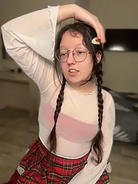 emigooflordXD online show from October 10, 2025, 6:14 am